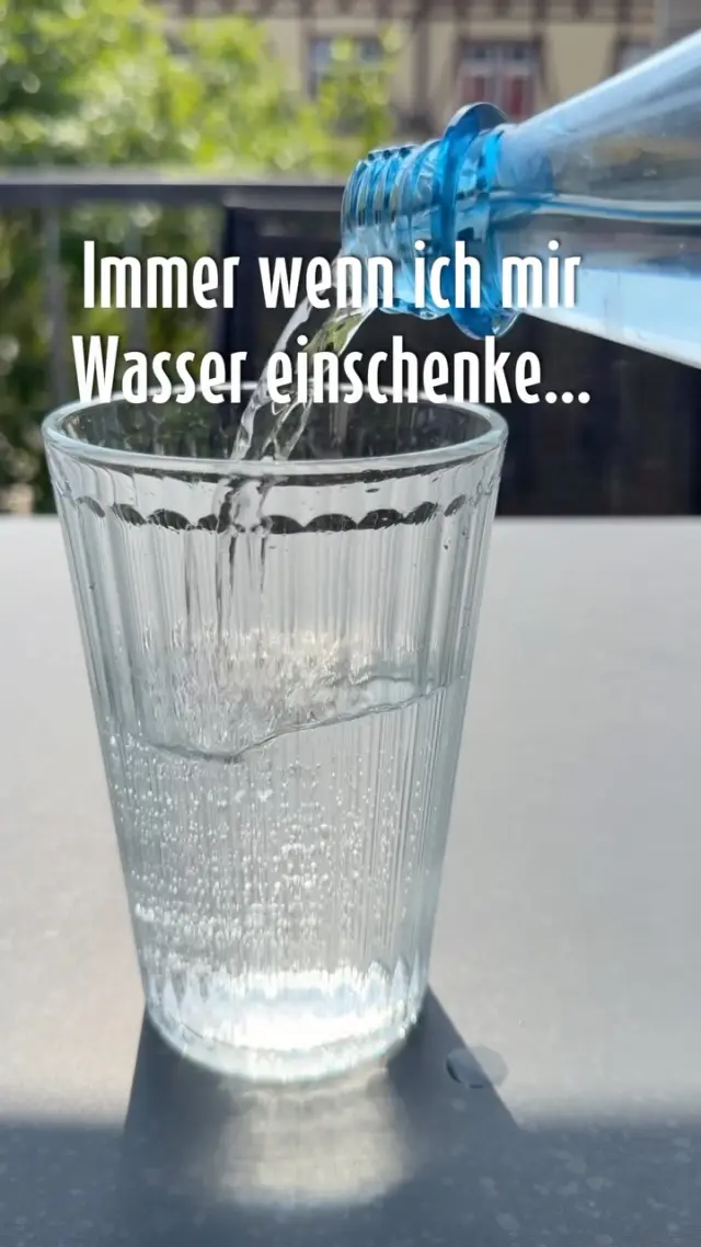 … passiert das jedes mal 🤷🏼‍♂️ 
Wer kennt das „Problem“?

#feldschlößchen #dresden #bier #wasser #bierliebe